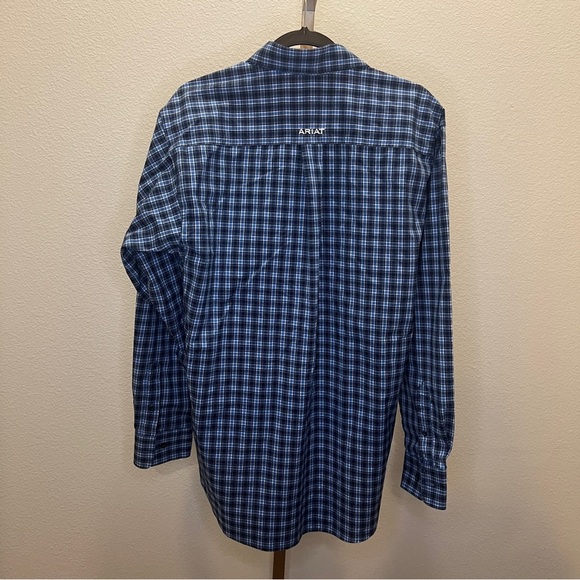 Ariat Pro Series Men’s Shirt Blue Plaid Button Down Long Sleeve size Medium - Picture 9 of 9
